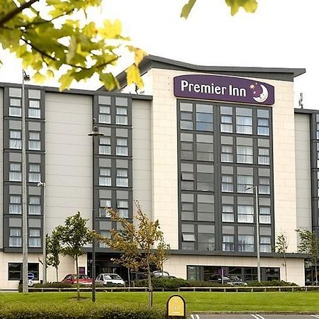 Premier Inn Dublin Airport Swords Exterior photo